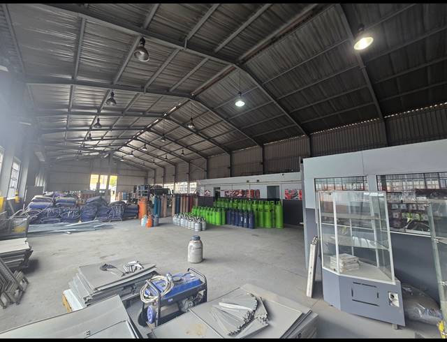 1,000M² FACTORY TO LET IN ANDERBOLT